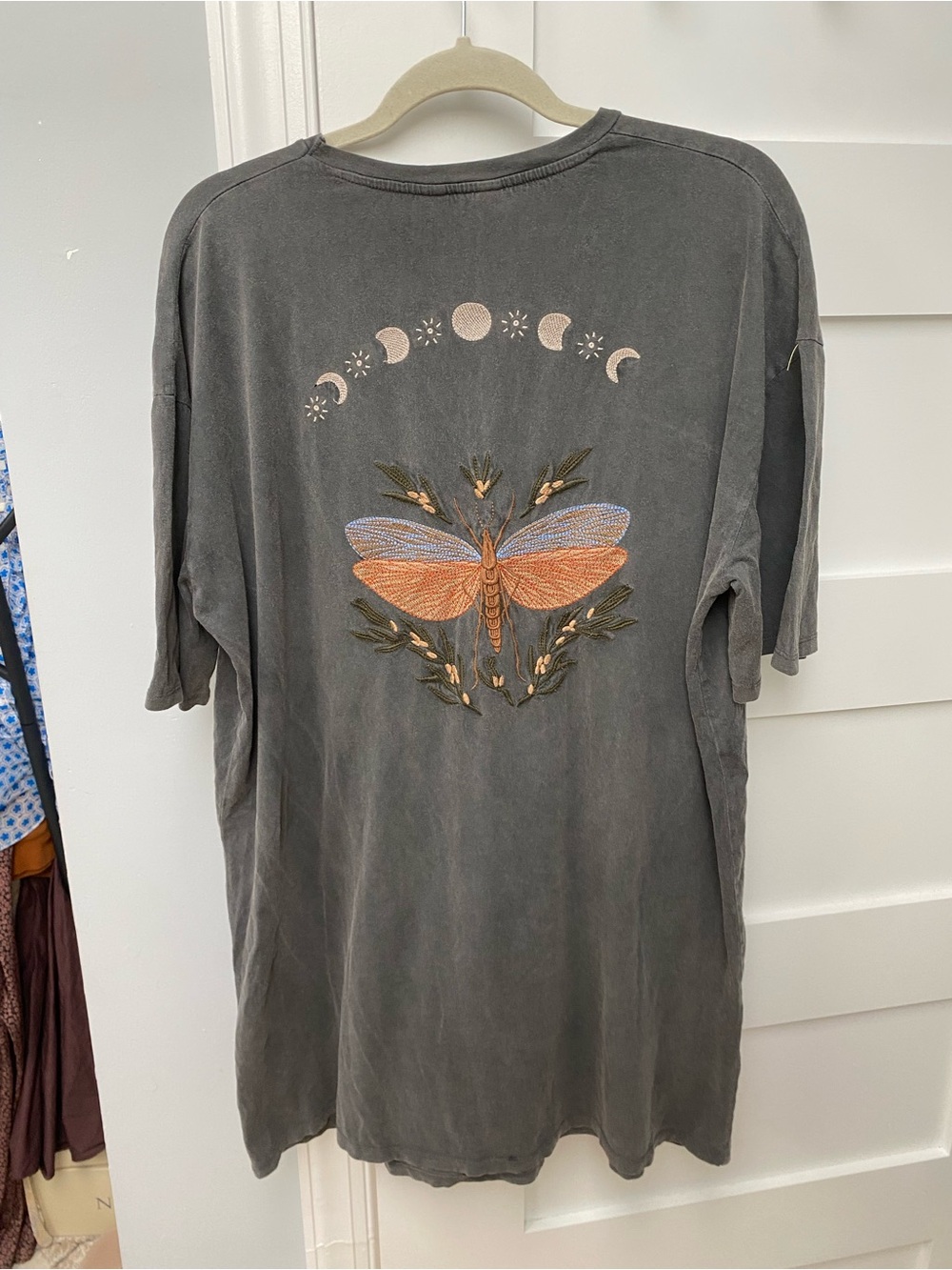 Disturbia cotton embroidered griffinfly T-Shirt dress size large - Picture 2 of 8